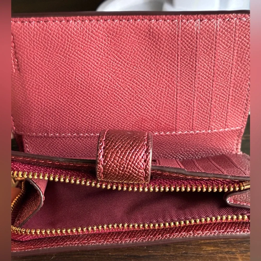 COACH Metallic Rose Pink Textured Leather Wallet with Gold Logo
